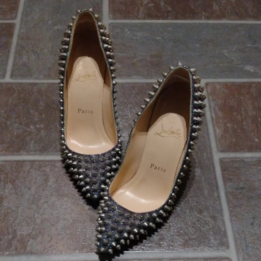 Christian Louboutin Metallic iridescent Studded Studs Pigalle Pump Heel Size 35 - Picture 2 of 12